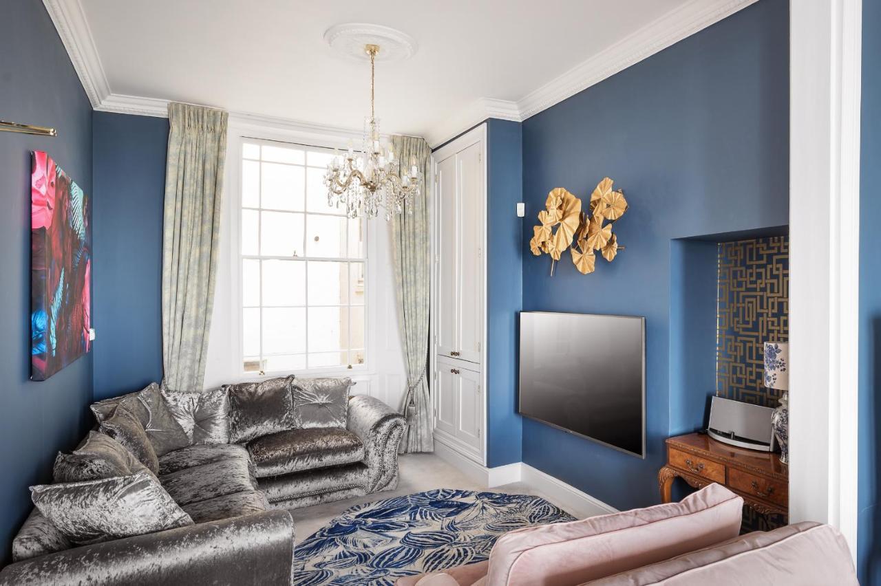Holiday home Eastcliff House & The Art Deco Flat *