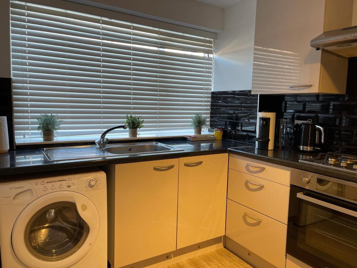 Square Townhouse Apartment Brighton