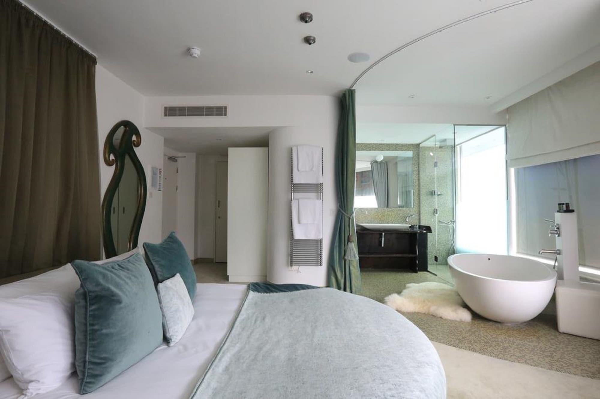 Hotel My