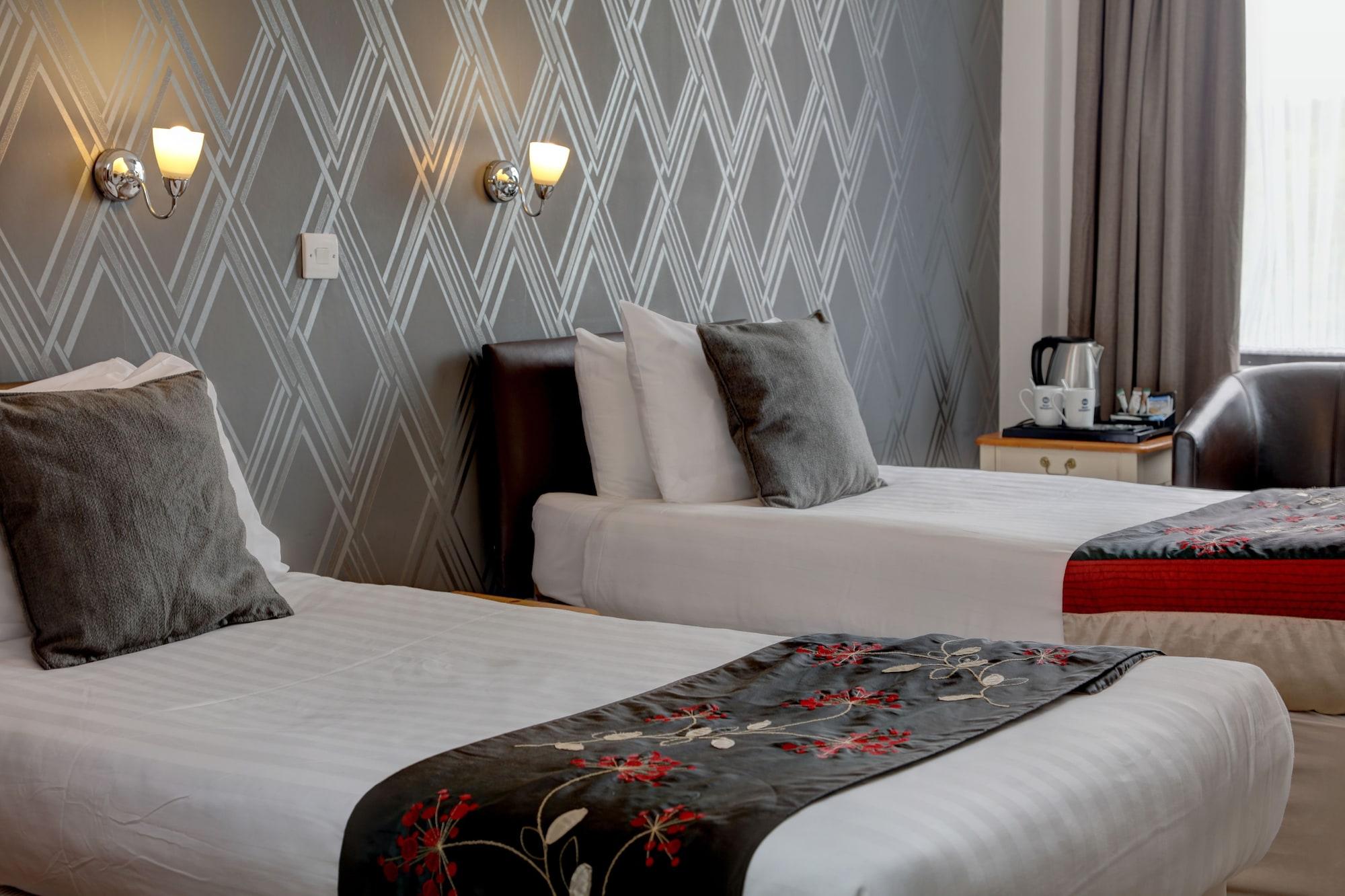 Western Princes Marine Hotel 3*