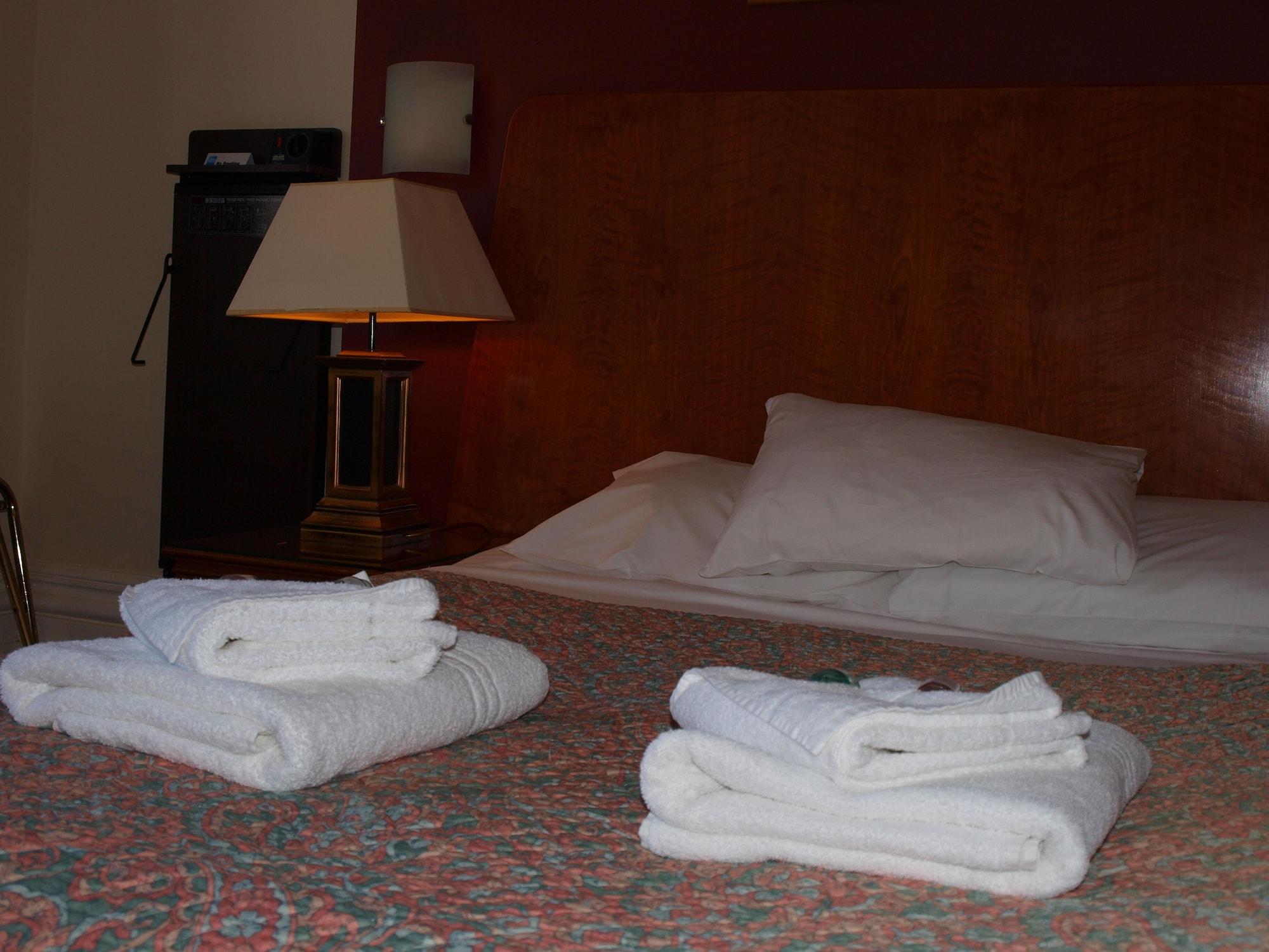 The 2* Brighton