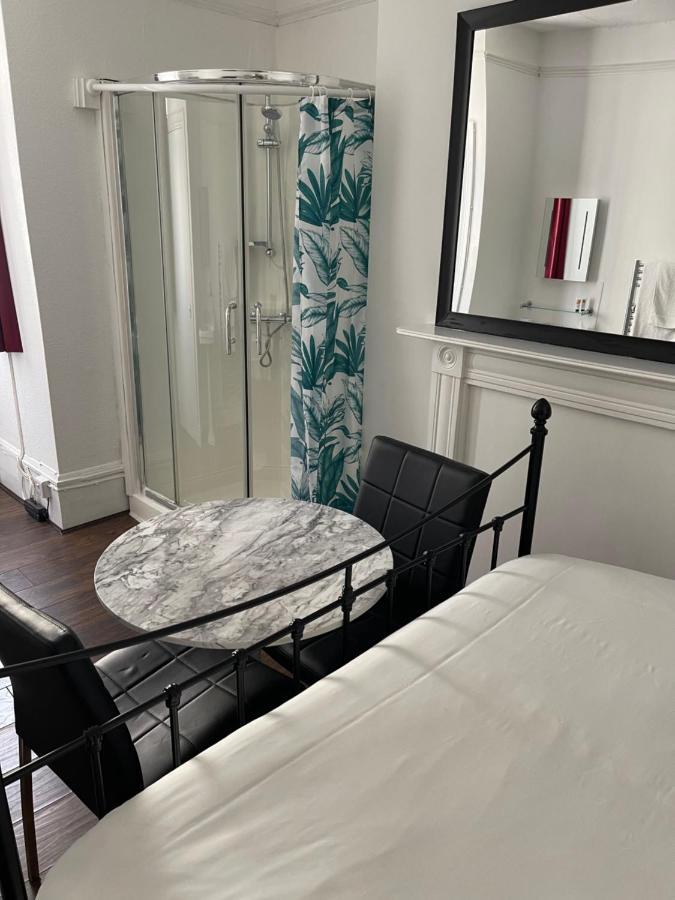 Pink Pavilion Guest house 3*