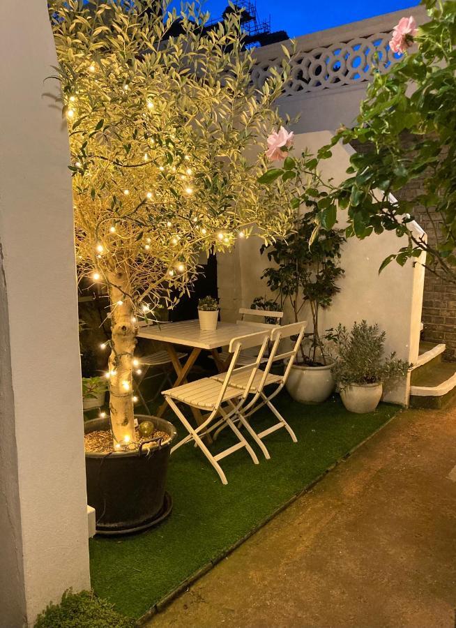 Olive Tree Apartment *