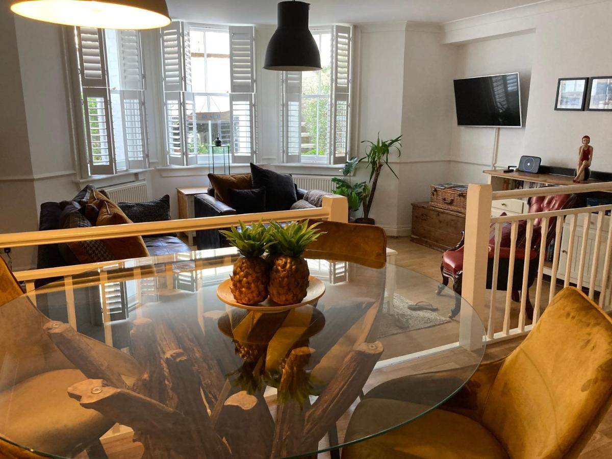 Olive Tree Apartment *