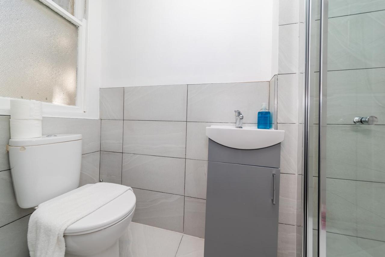 Flash Sale 1 Bedroom Flat Bn329dav06 Apartment *