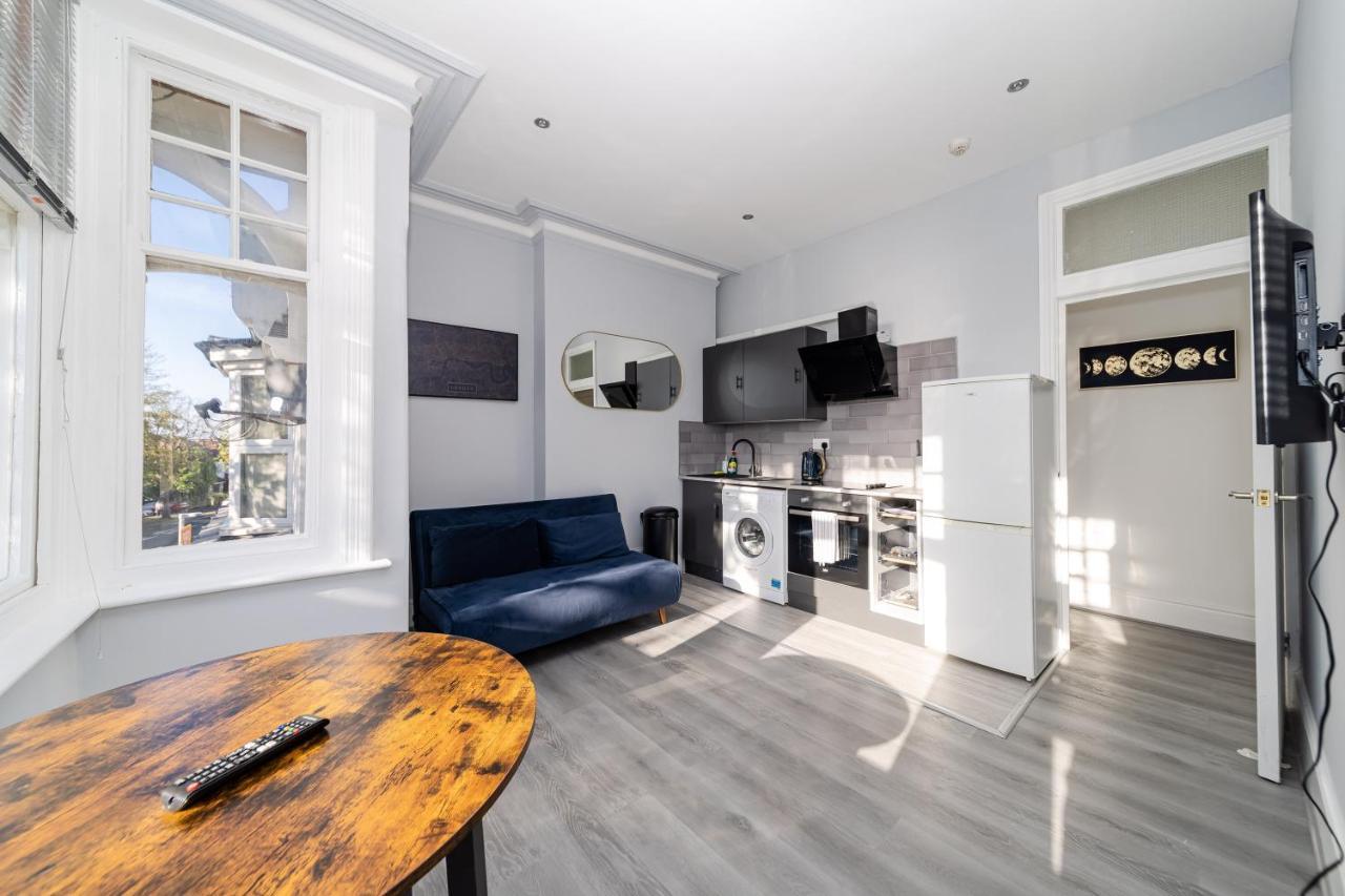 Flash Sale 1 Bedroom Flat Bn329dav06 * Brighton