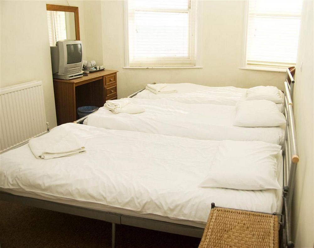 Hotel Cecil House