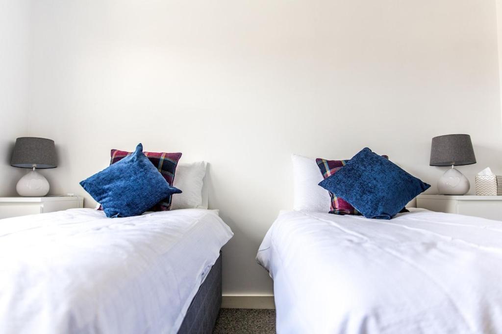 Seabrighton Penthouse With Private Sea View Roof Terraces Apartment *