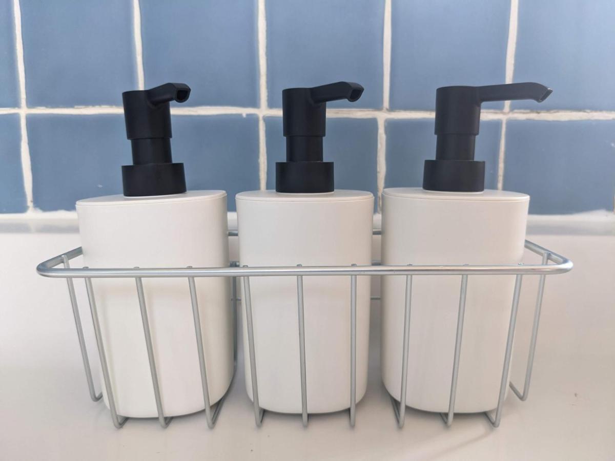 *large Unique Retro Private Attic & Bathroom* * Brighton