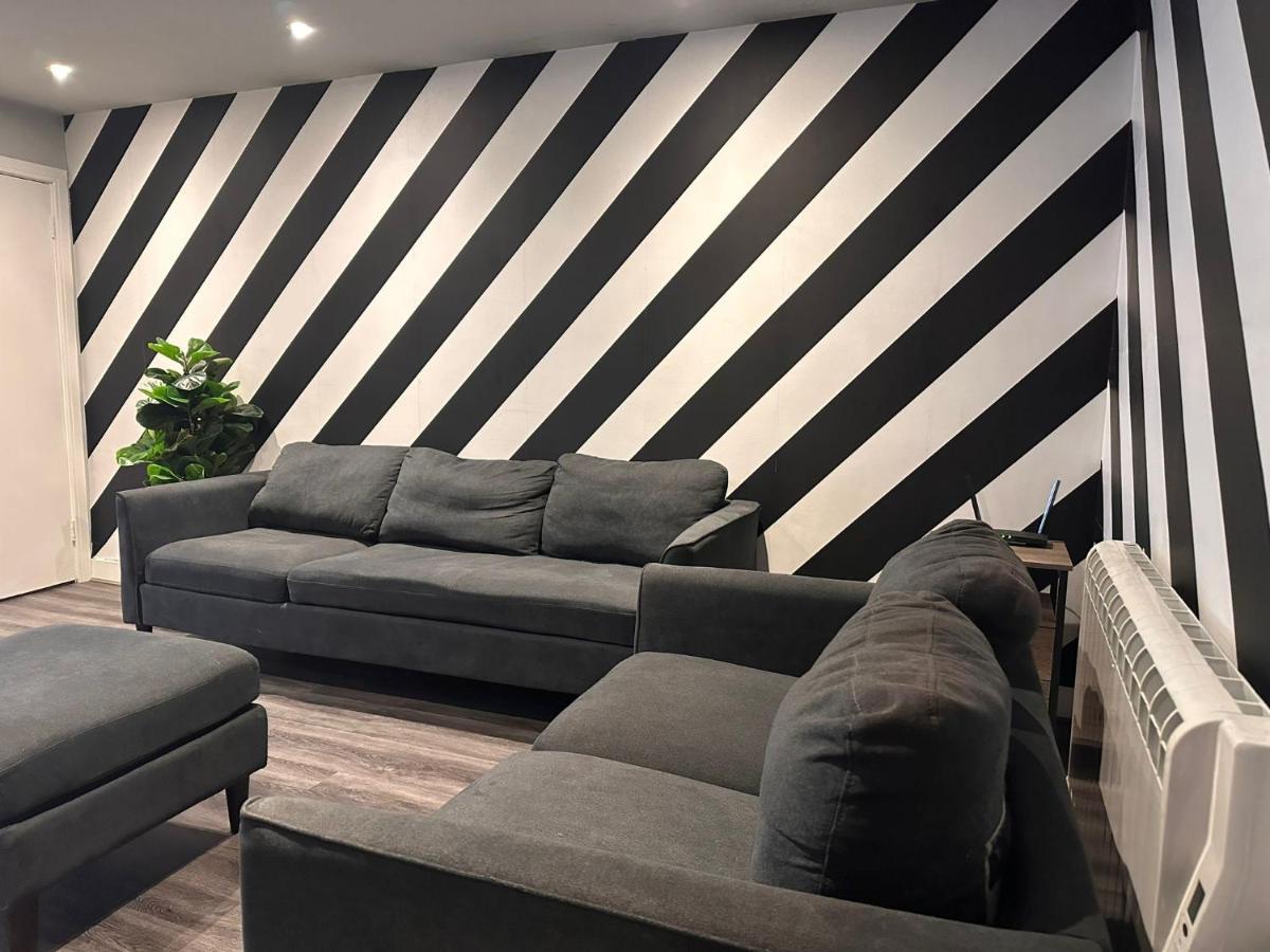 Apartment Flash Sale Funky Sleep 16 Guests *