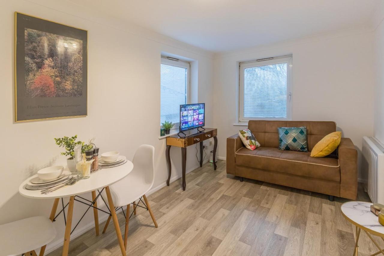 Luxury Hollywood Getaway In The Heart Of The Apartment Brighton