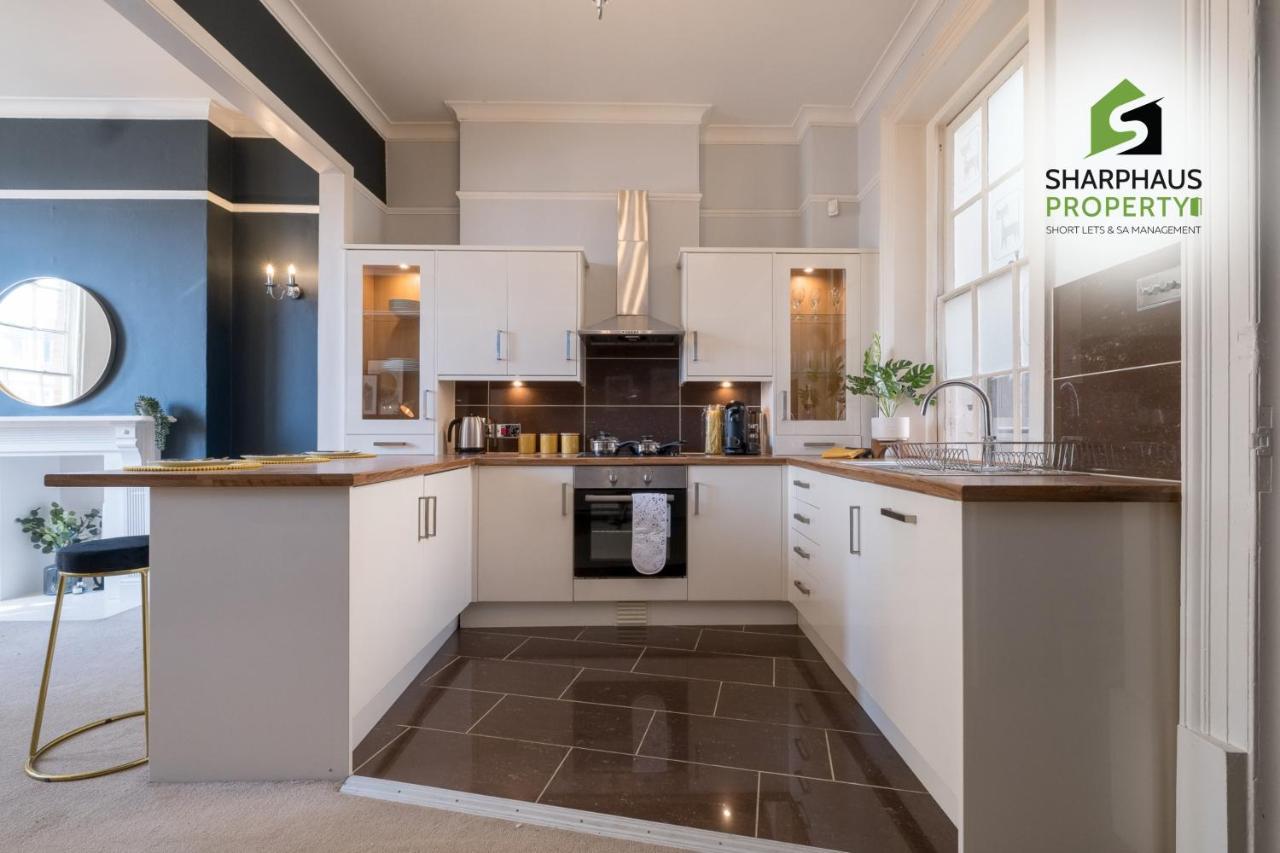 Charming Luxury 3bed In A Prime Location By Sharphaus Short Lets & Serviced Management *