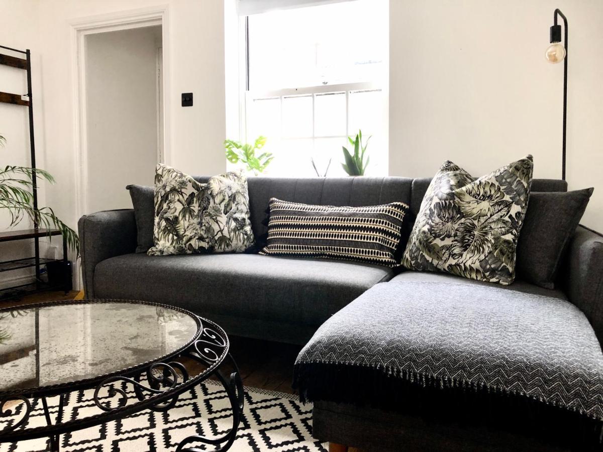Holiday home Stunning 3 Bedroom & 2 Bathroom With Patio Brighton