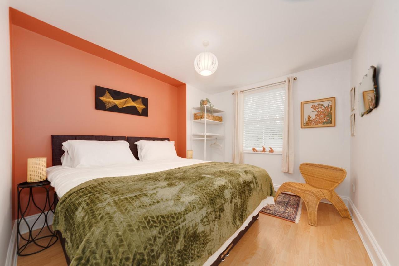 Number7, 3 Minutes To The Beach, Super King Beds, Part Of Burlington-escapes