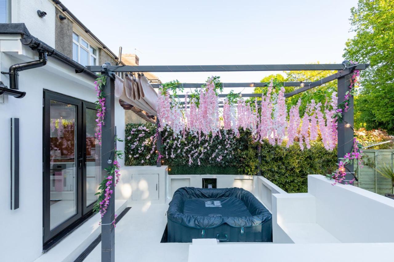 Funky House Apartment