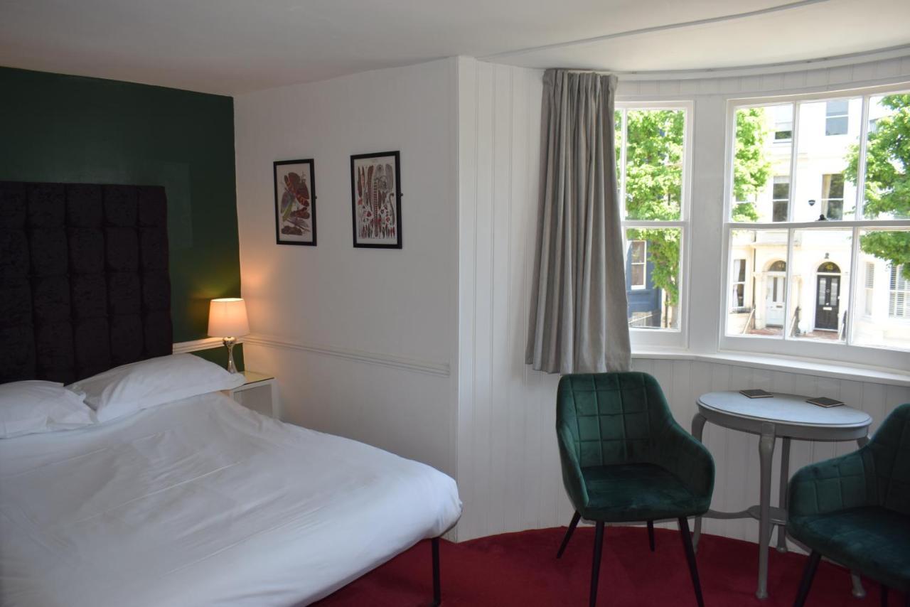 Colson House 3*