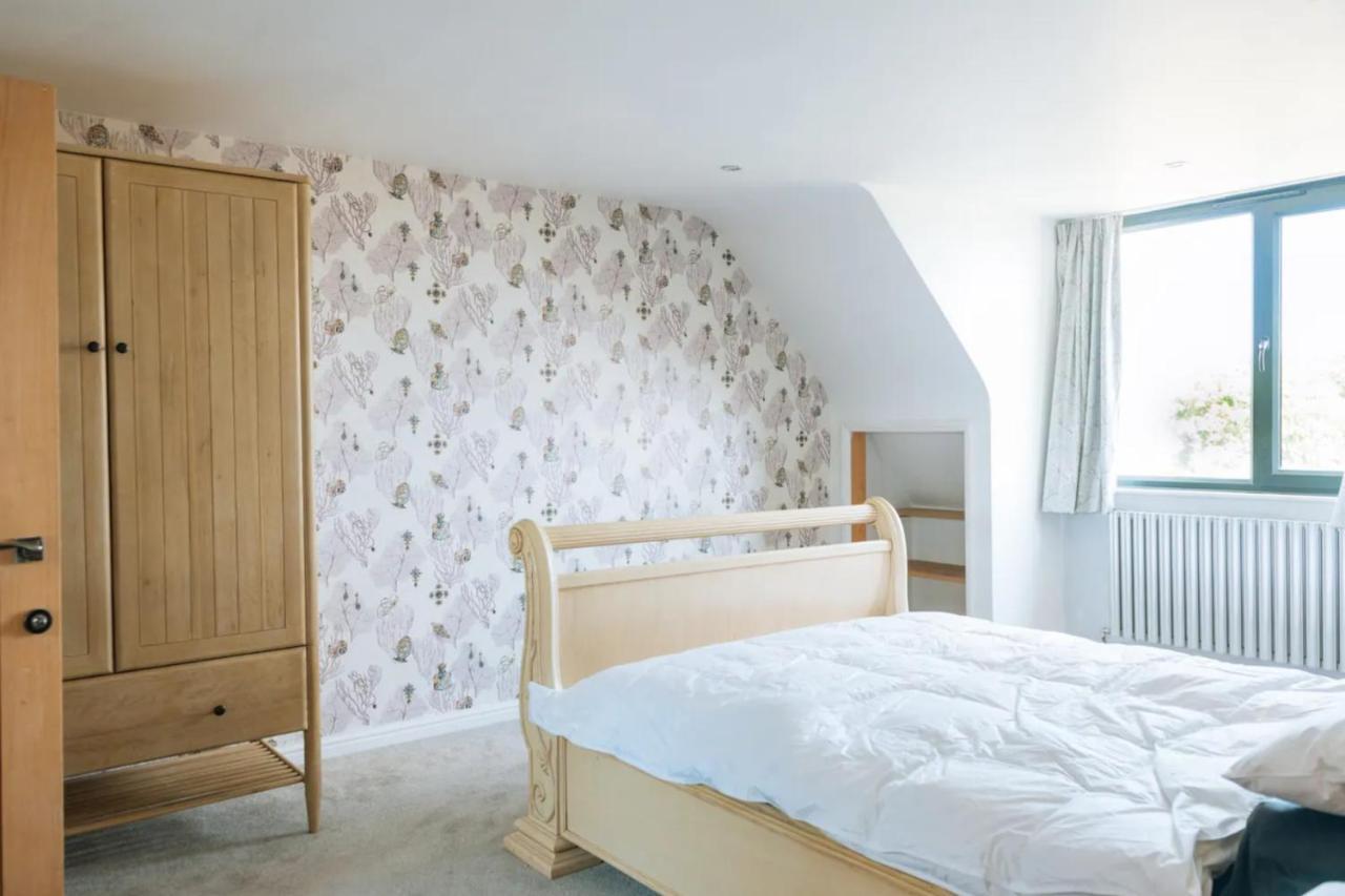 Lush & Spacious 3bd House - East Holiday home