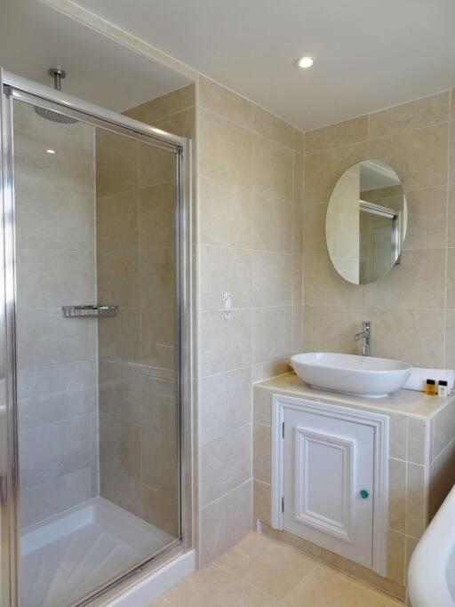 Mermaid House - Close To Beach - By Crown Gardens * Brighton