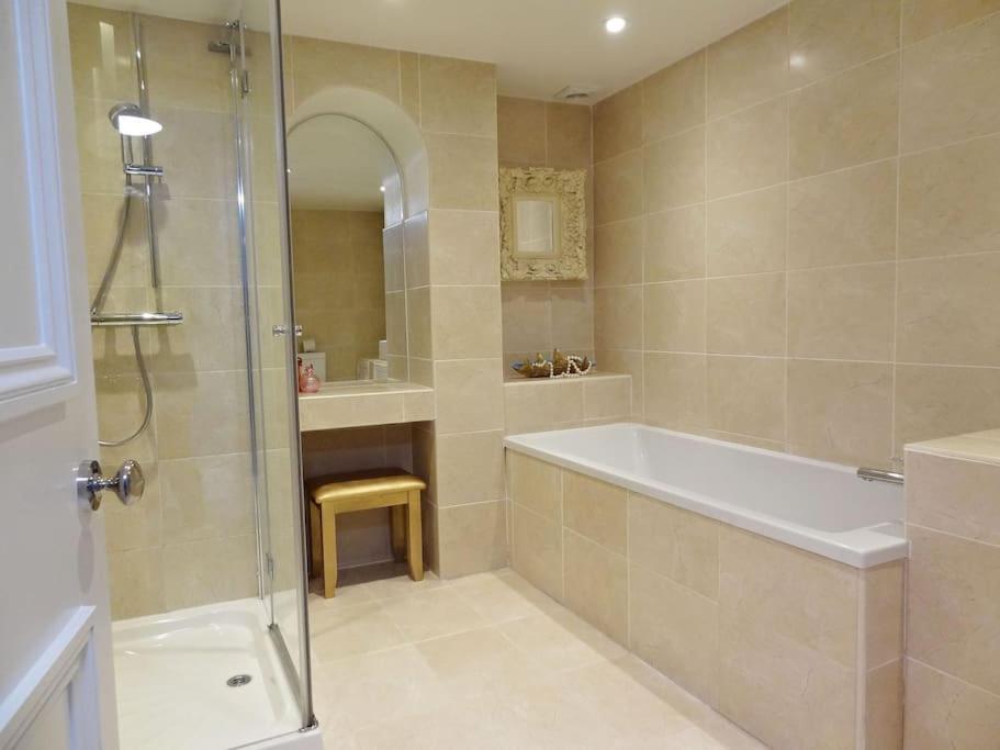 Holiday home Mermaid House - Close To Beach - By Crown Gardens Brighton
