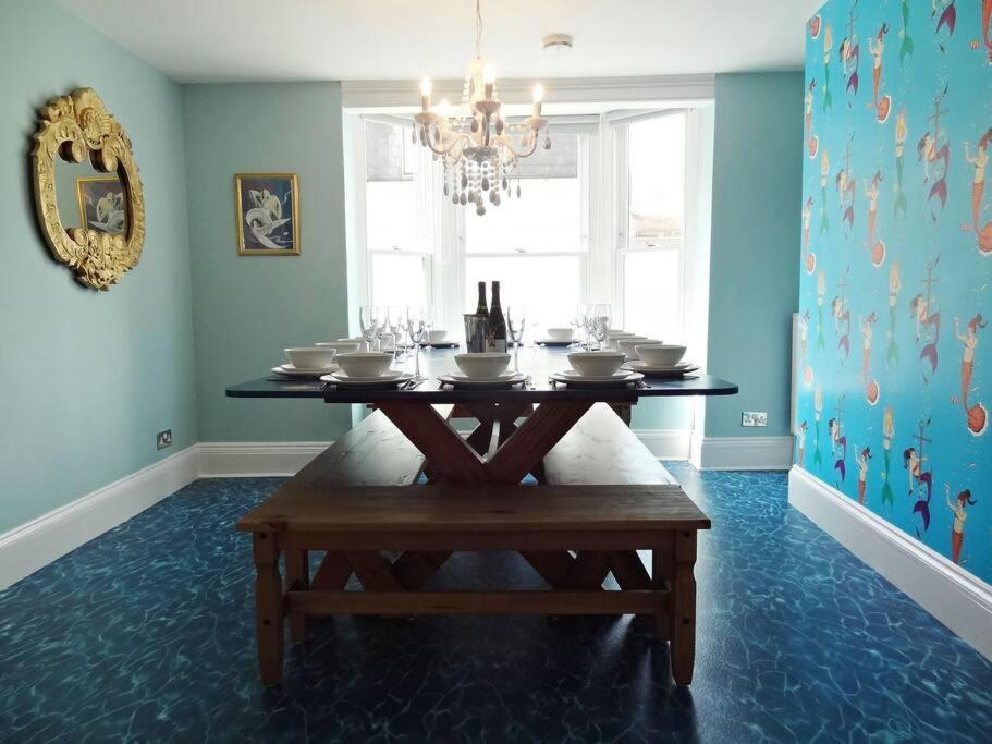 Mermaid House - Close To Beach - By Crown Gardens Brighton