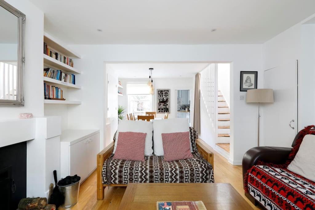 Superb 2 Bed Townhouse Next To The Level Park Apartment Brighton
