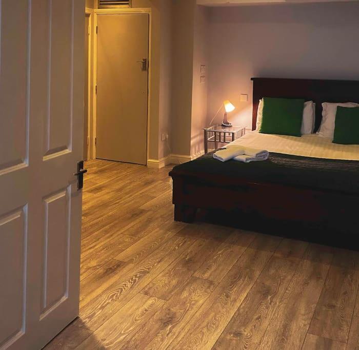 Apartment The Nash - One Minute Walk To Beach *