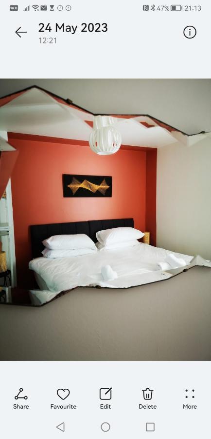 Number7, 3 Minutes To The Beach, Super King Beds, Part Of Burlington-escapes Apartment *