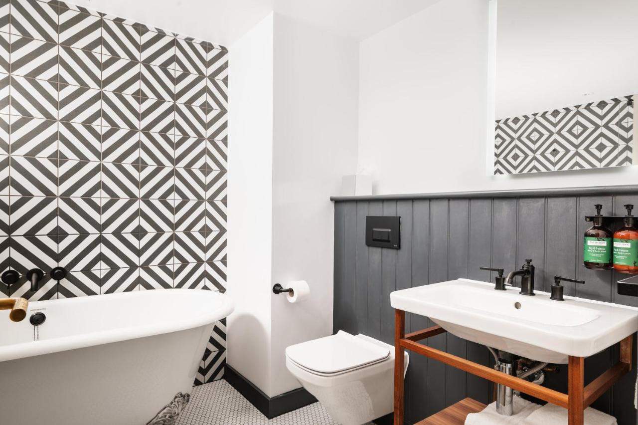 Hotel Staybridge By Ihg 4*