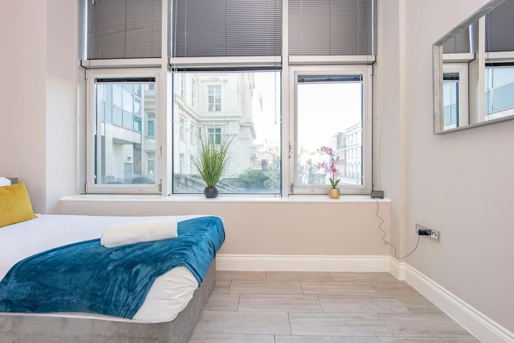 Flash Sale Centre Seafront 2 Bedroom Flat Bn1gre10