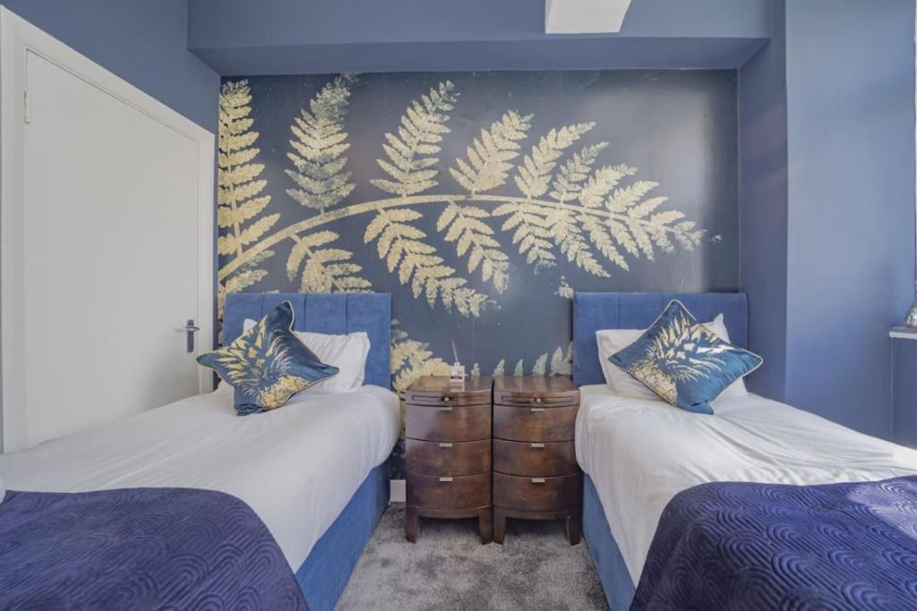 Flash Sale Special Offer Centre 2 Bedroom Flat Bn144cla01