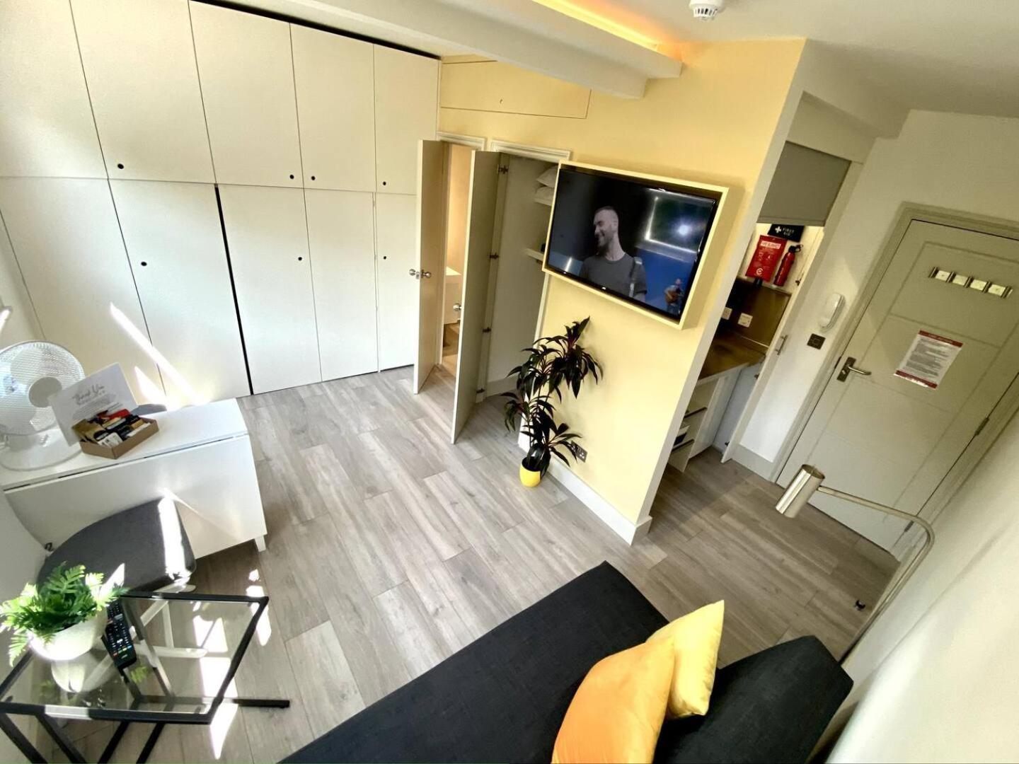 Apartment 10 Beachside Beauty Lux Steps From Brighton