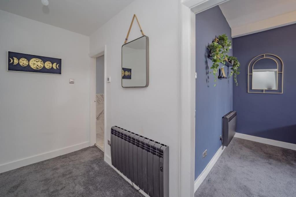 Flash Sale Special Offer Centre 2 Bedroom Flat Bn144cla01
