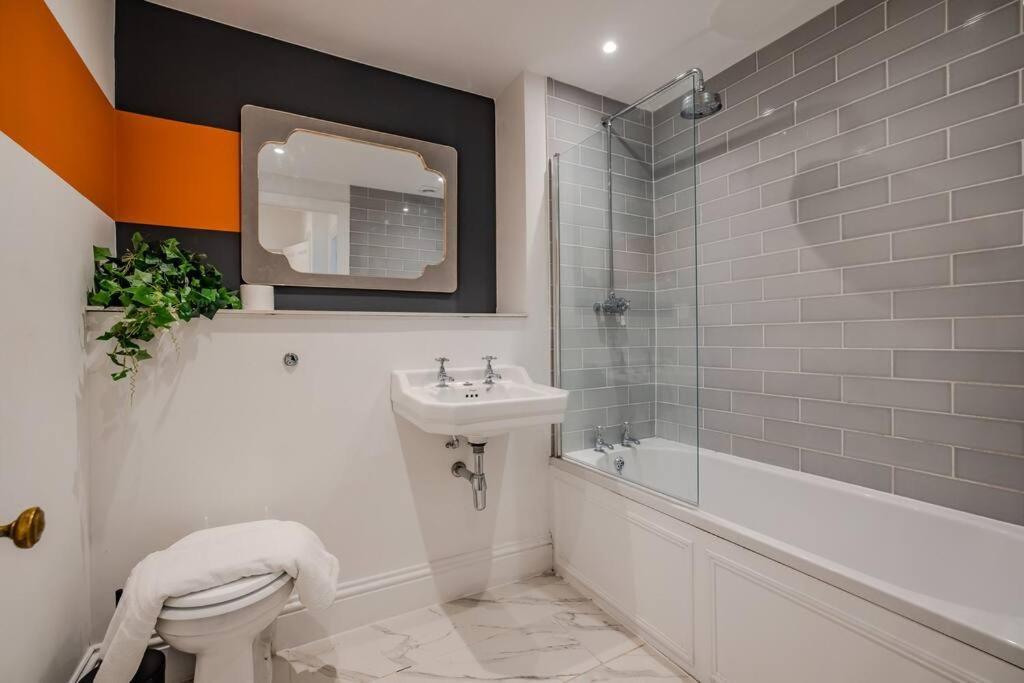 Free Parking Space 1 Car I I Two Bedroom I Sleep 6 Guests I Super Location * Brighton