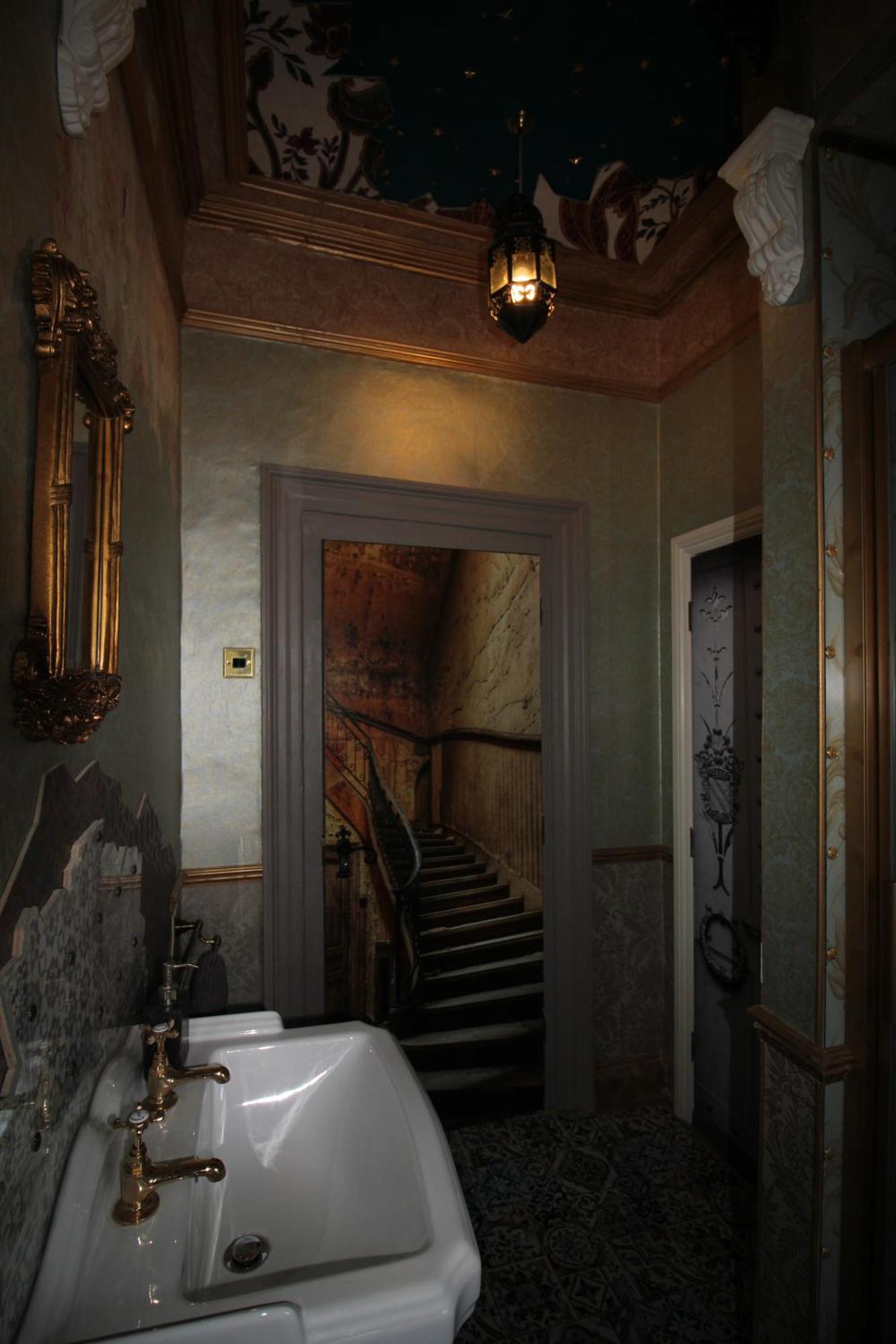 Chimera House * Brighton