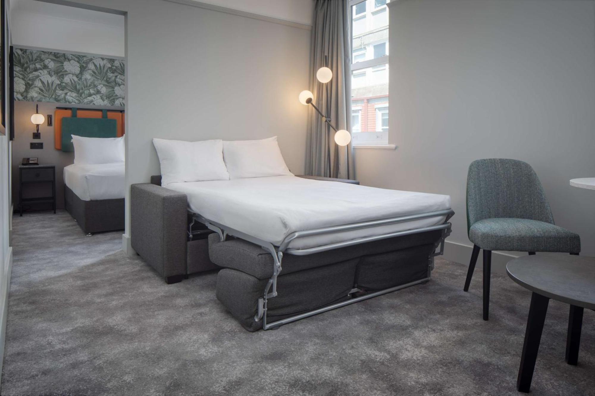 Doubletree By Hilton Metropole