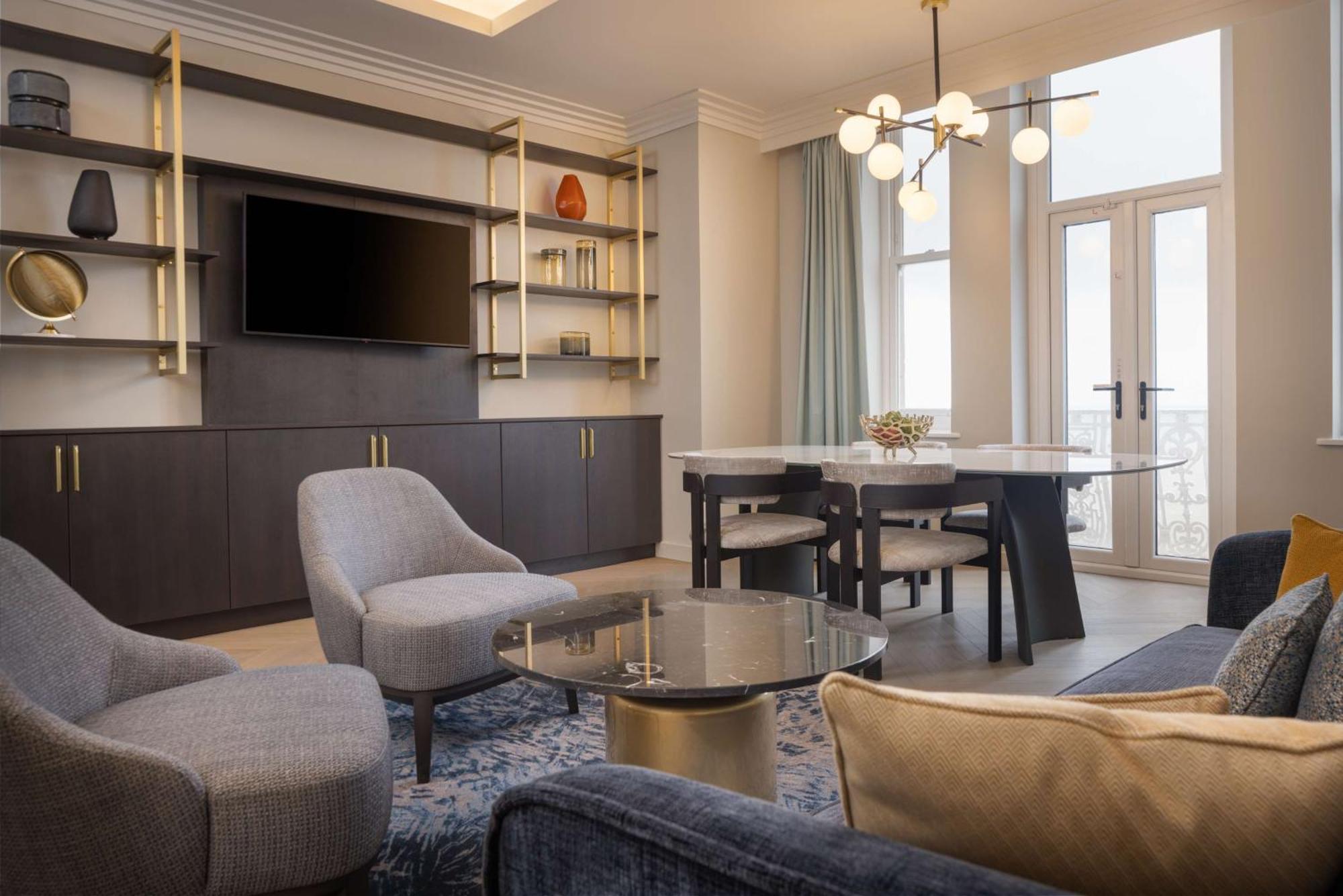 Doubletree By Hilton Metropole Hotel
