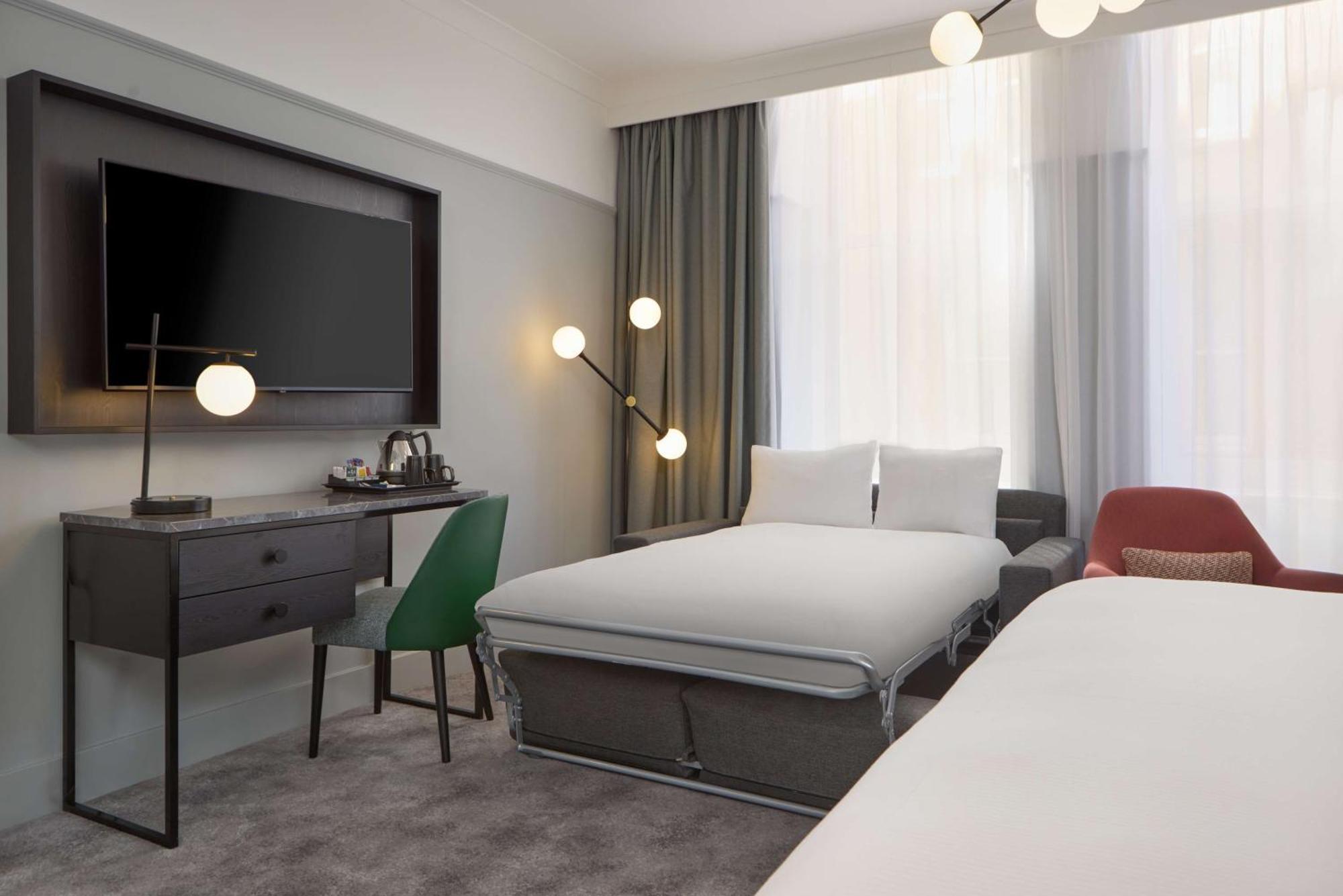 Doubletree By Hilton Metropole