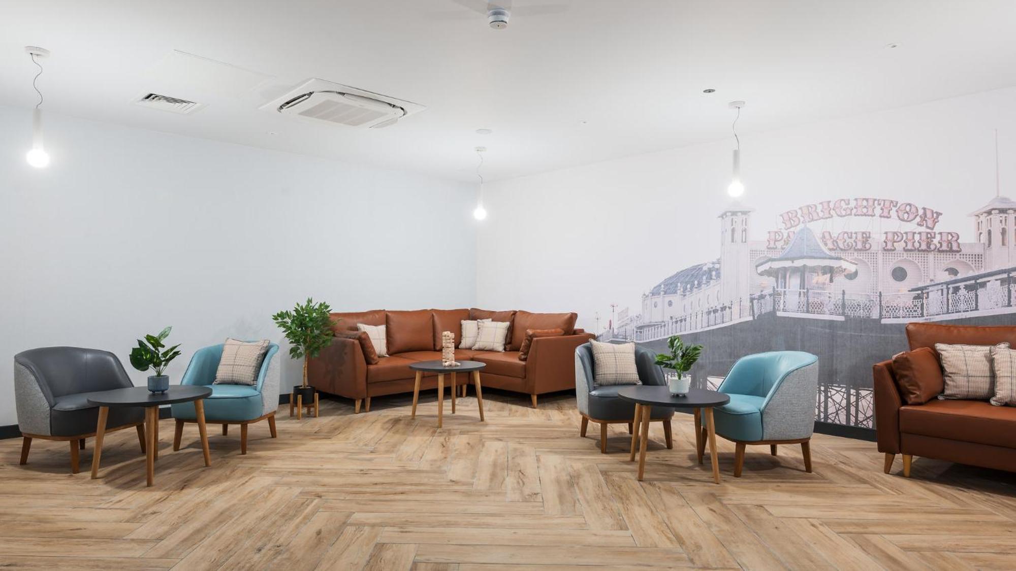 Staybridge By Ihg Hotel 4*