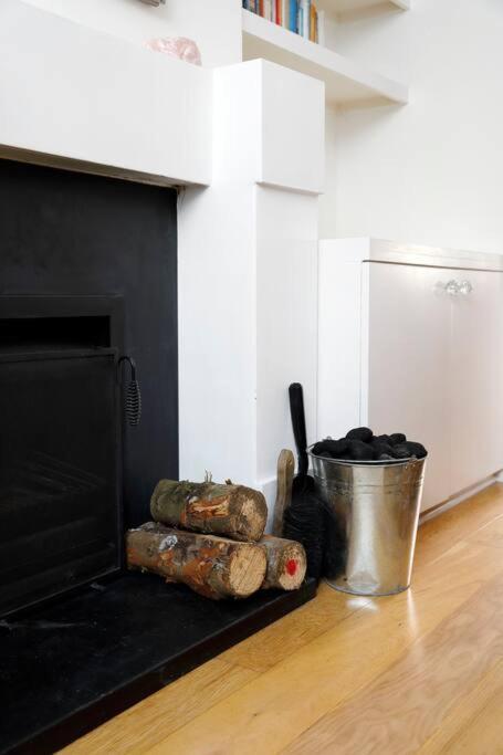 Superb 2 Bed Townhouse Next To The Level Park Apartment Brighton