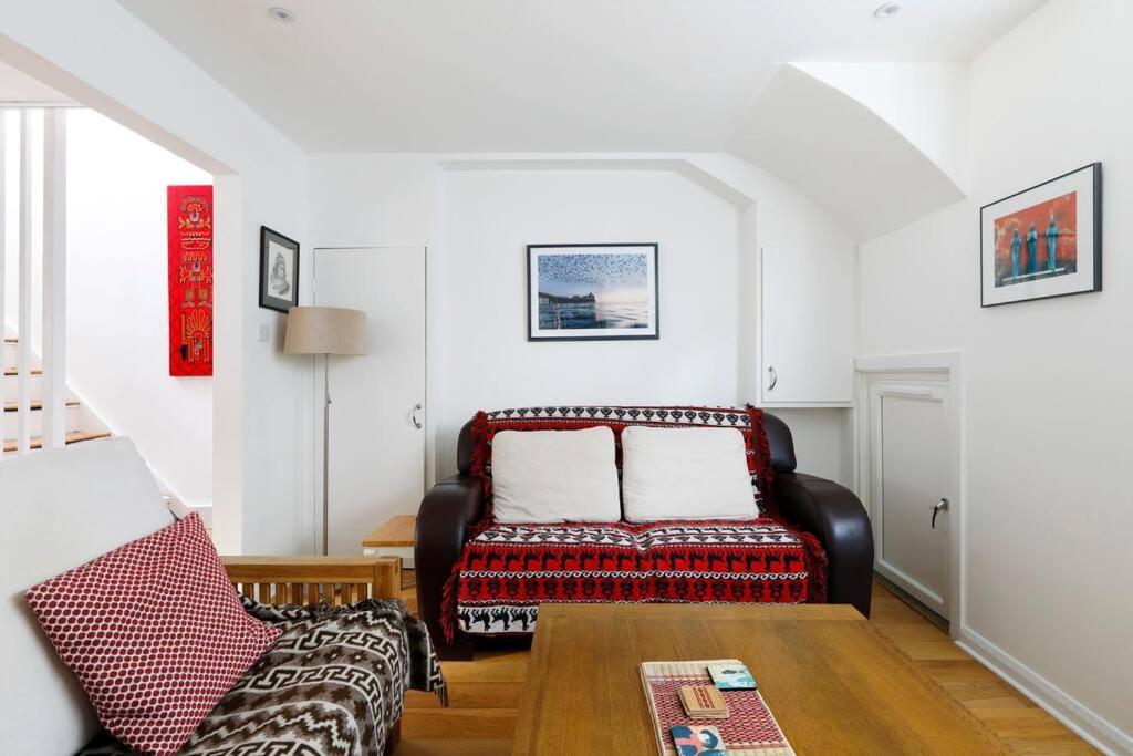 Superb 2 Bed Townhouse Next To The Level Park Brighton