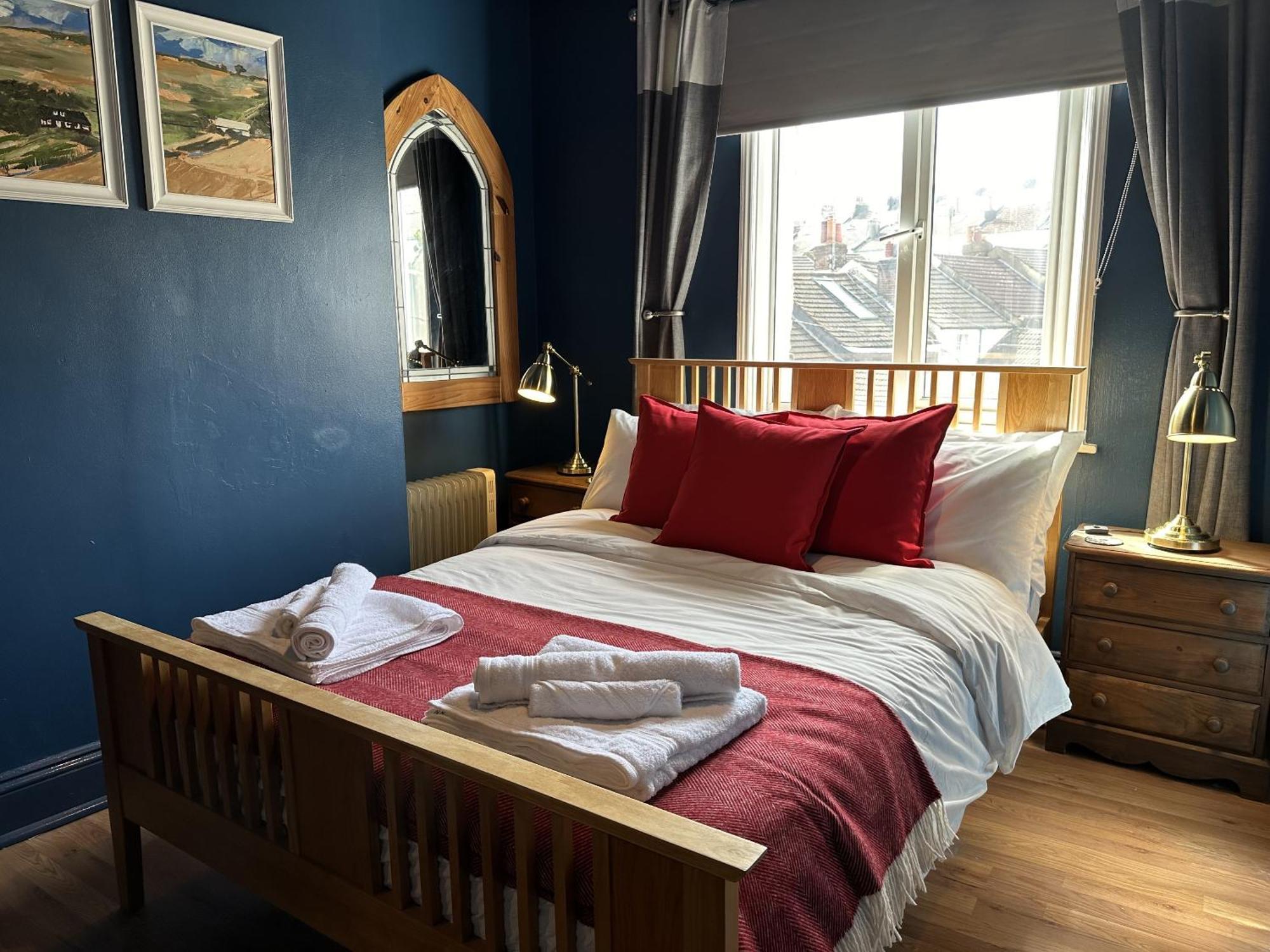 Apartment Noble Nooks - Victorian Hideaway At Station *