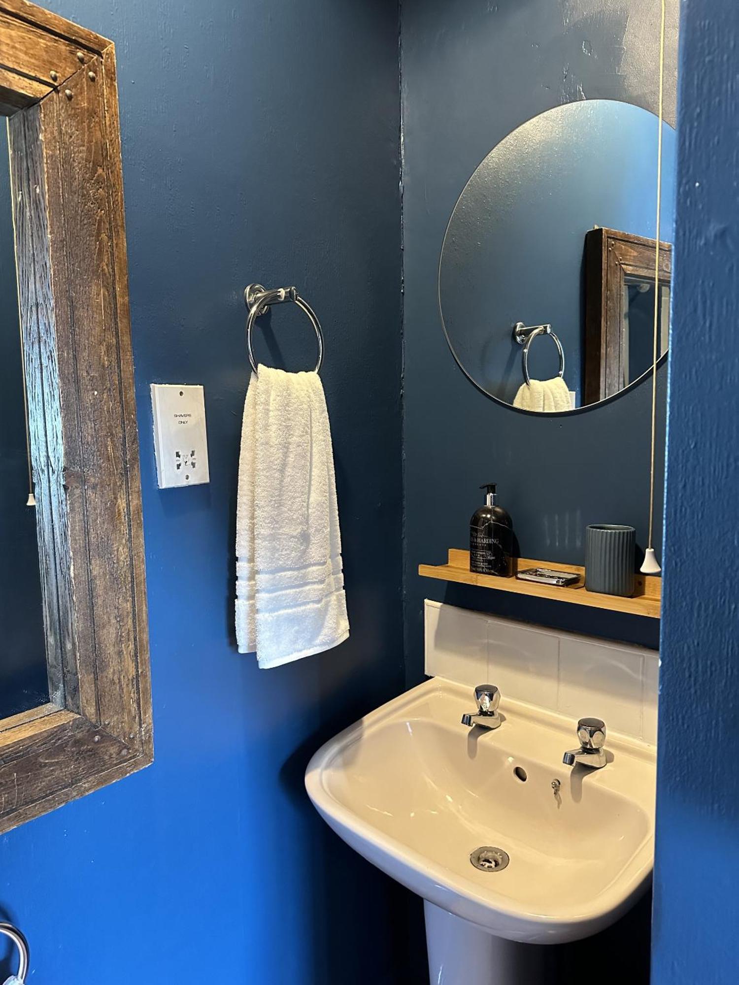 Apartment Noble Nooks - Victorian Hideaway At Station *