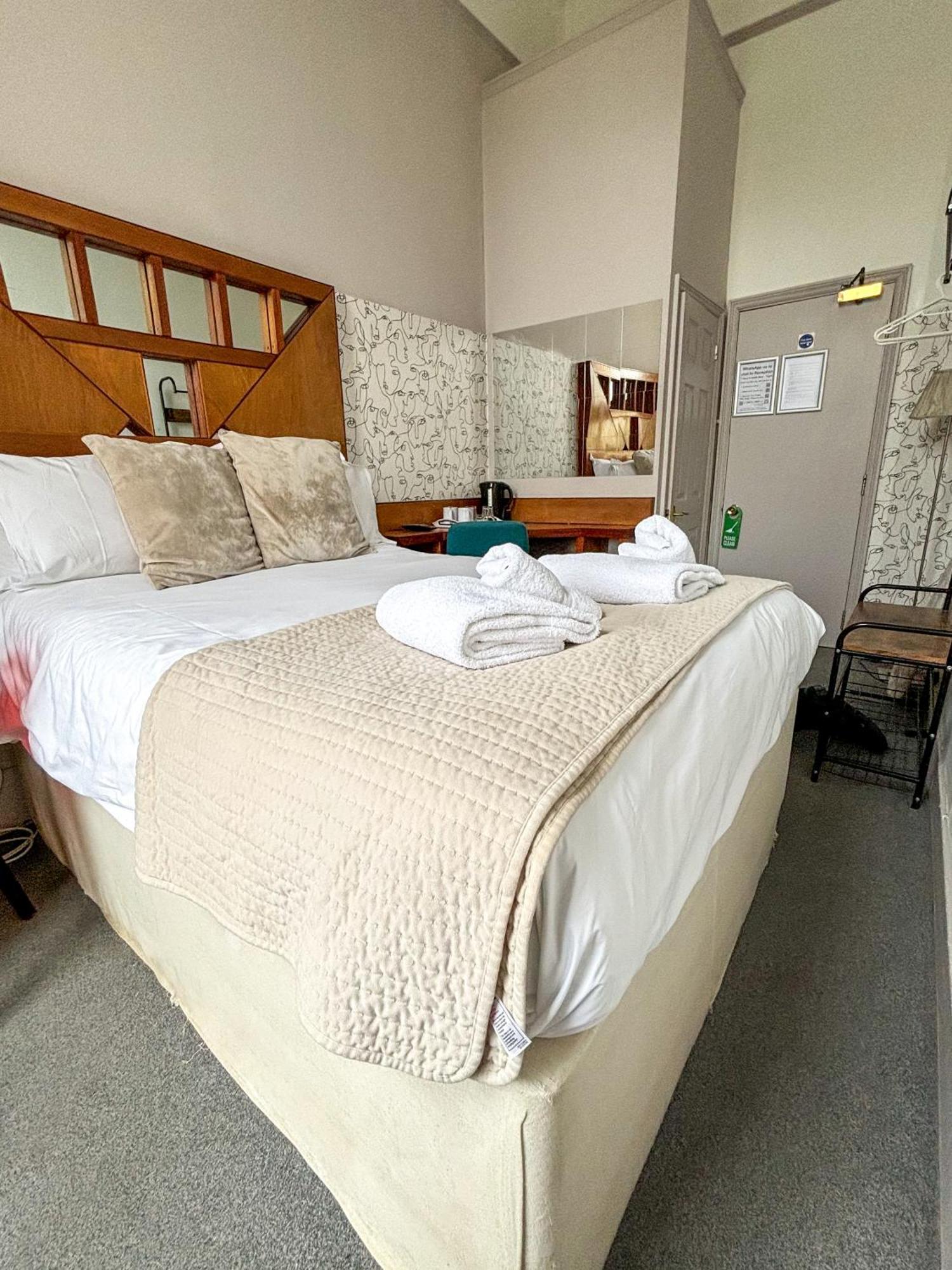 X Brunswick Square Hotel
