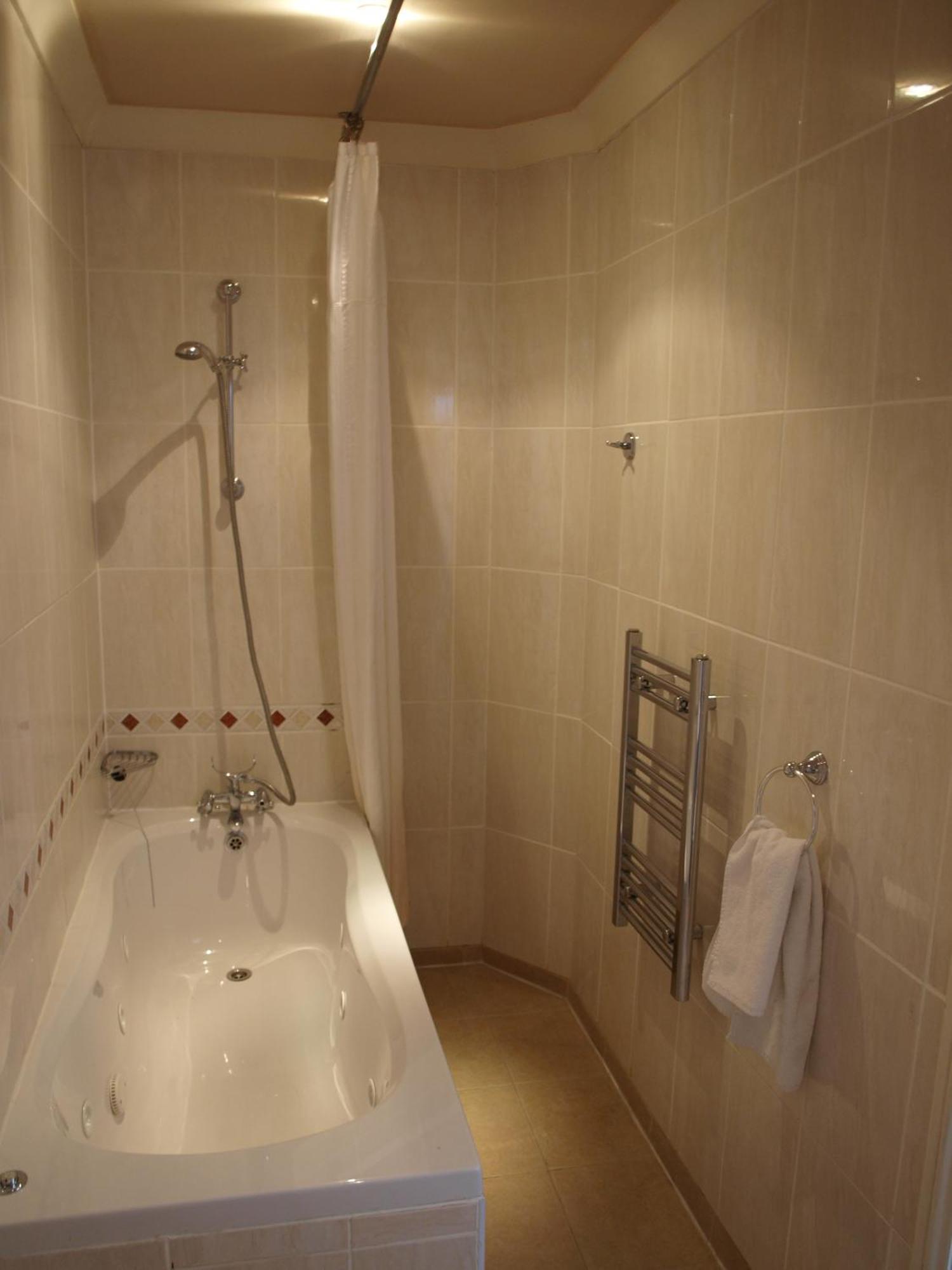 Hotel The