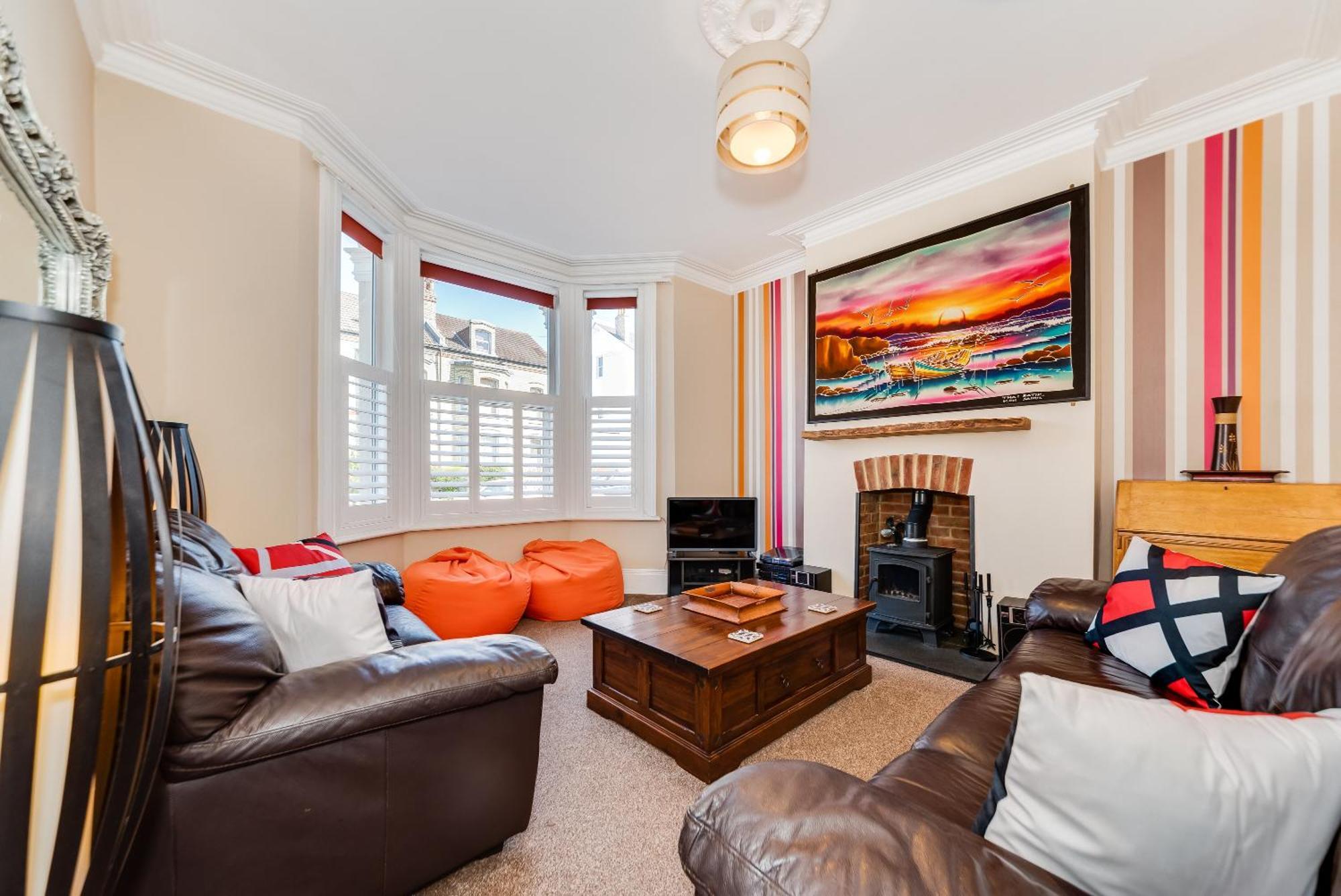 Holiday home Happy Monkey Town House - Sleeps 9 *