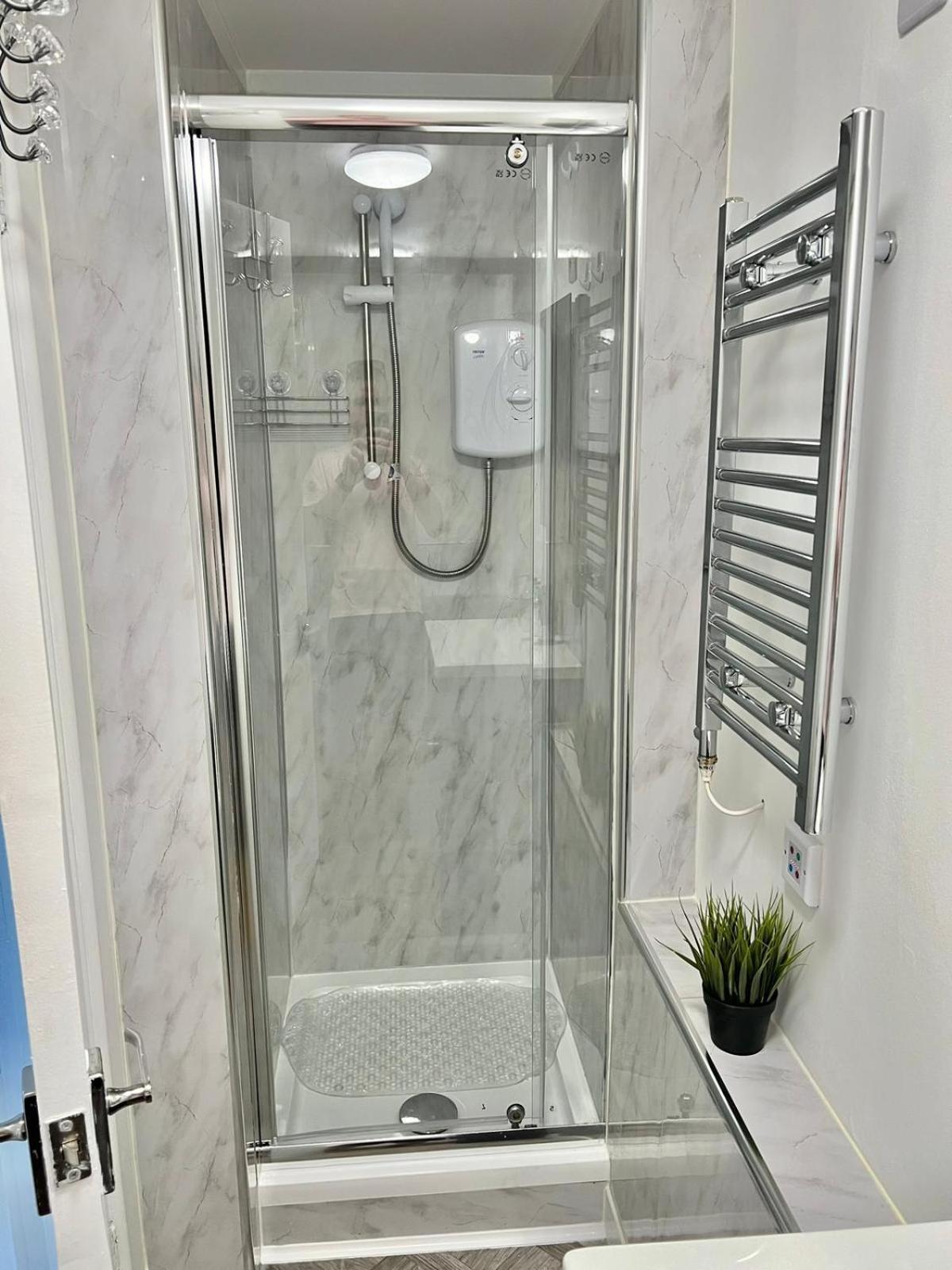 Cosy Seafront Luxury Studio Flat & Aa *