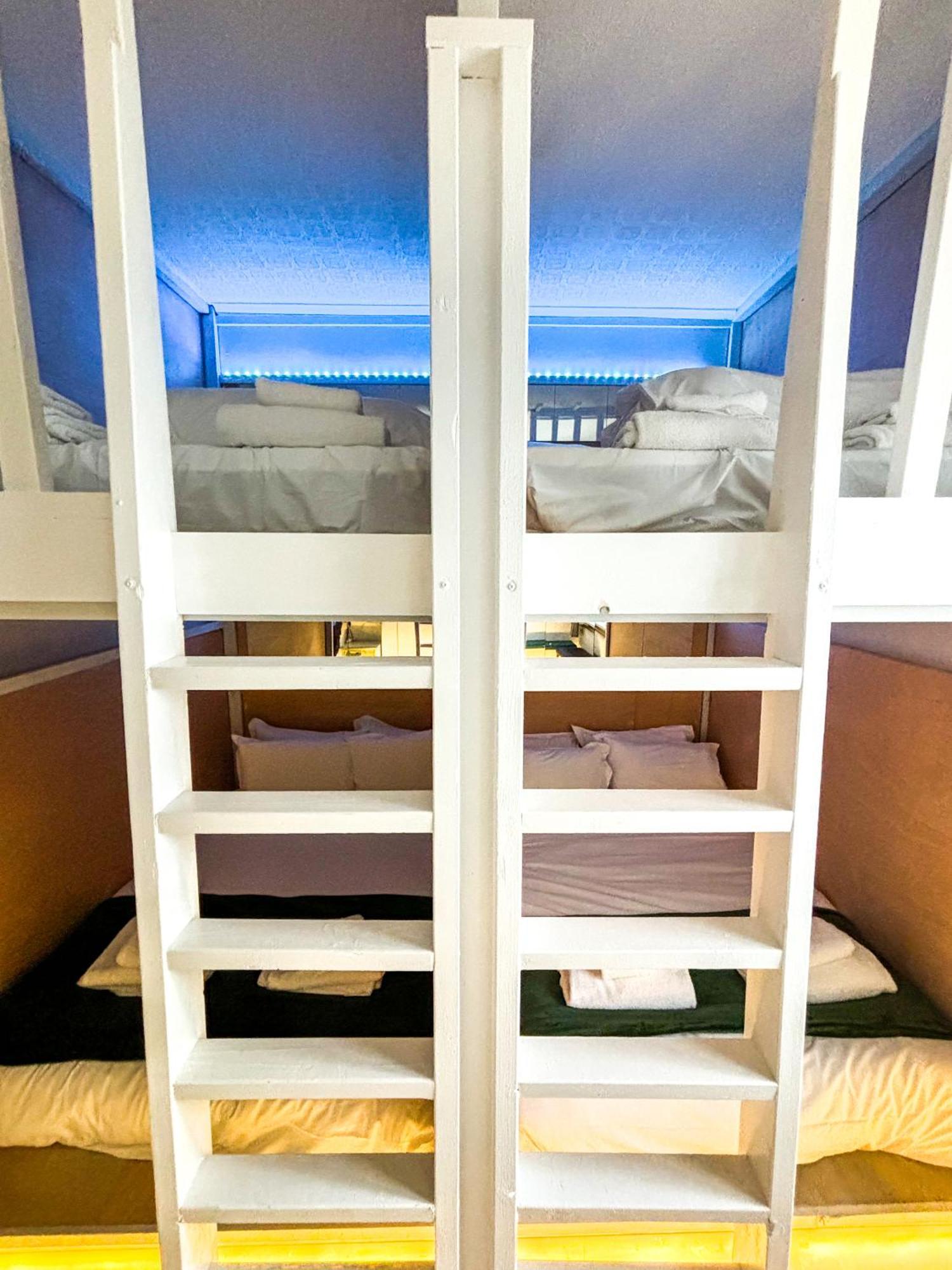 X Brunswick Square 4*