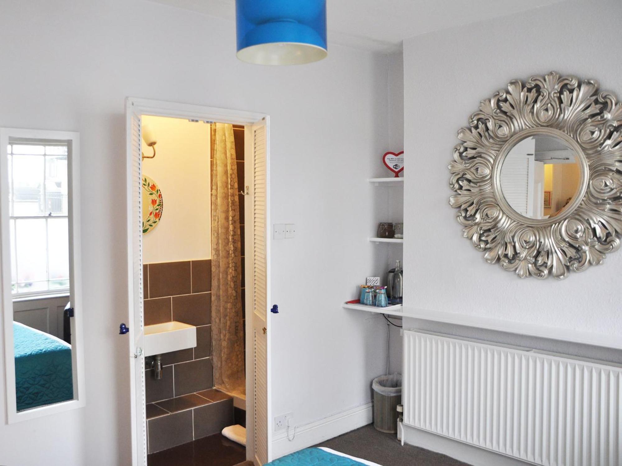 Bed & Breakfast Schmotel Brighton