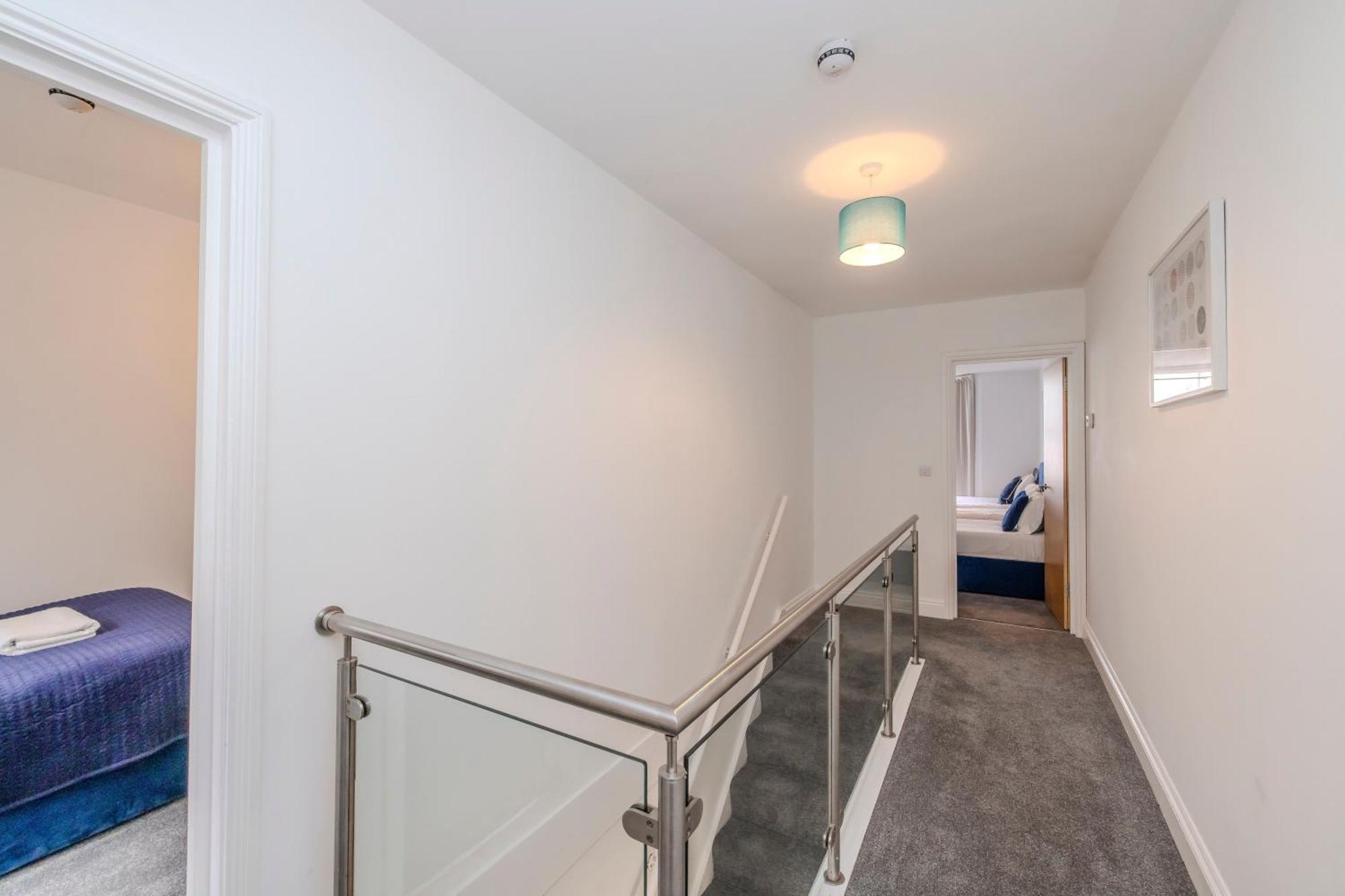Flash Sale City Centre 2 Bedrooms Flat Bn129cla03