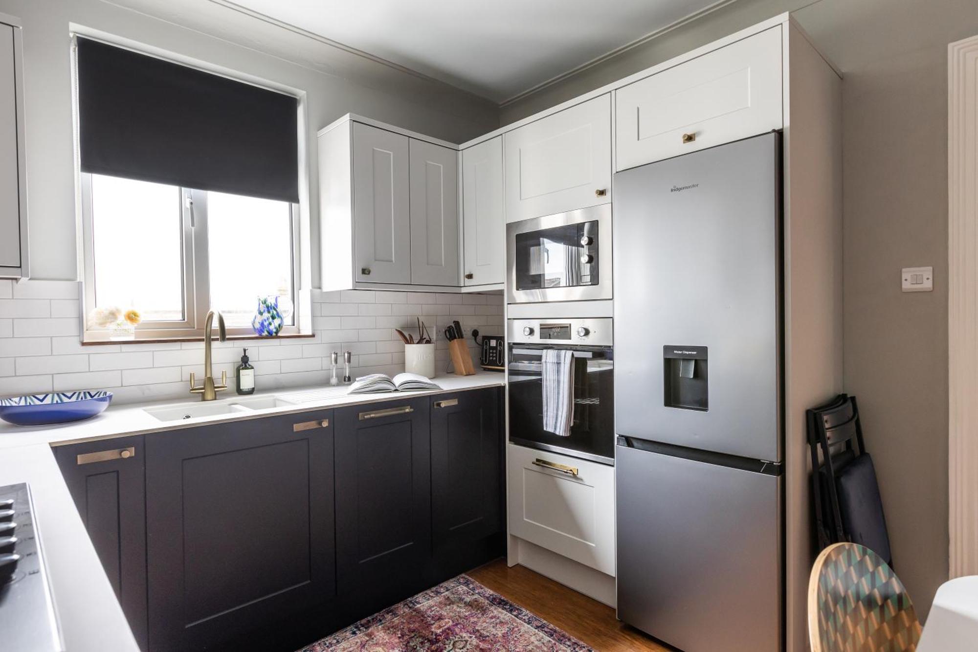 The Lorelei 2br Mid-century Modern Stylish Apartment Brighton